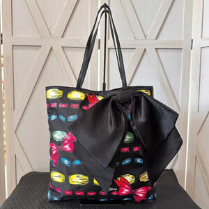 Brighton Art Chic Carryall Take A "Beau" Tote